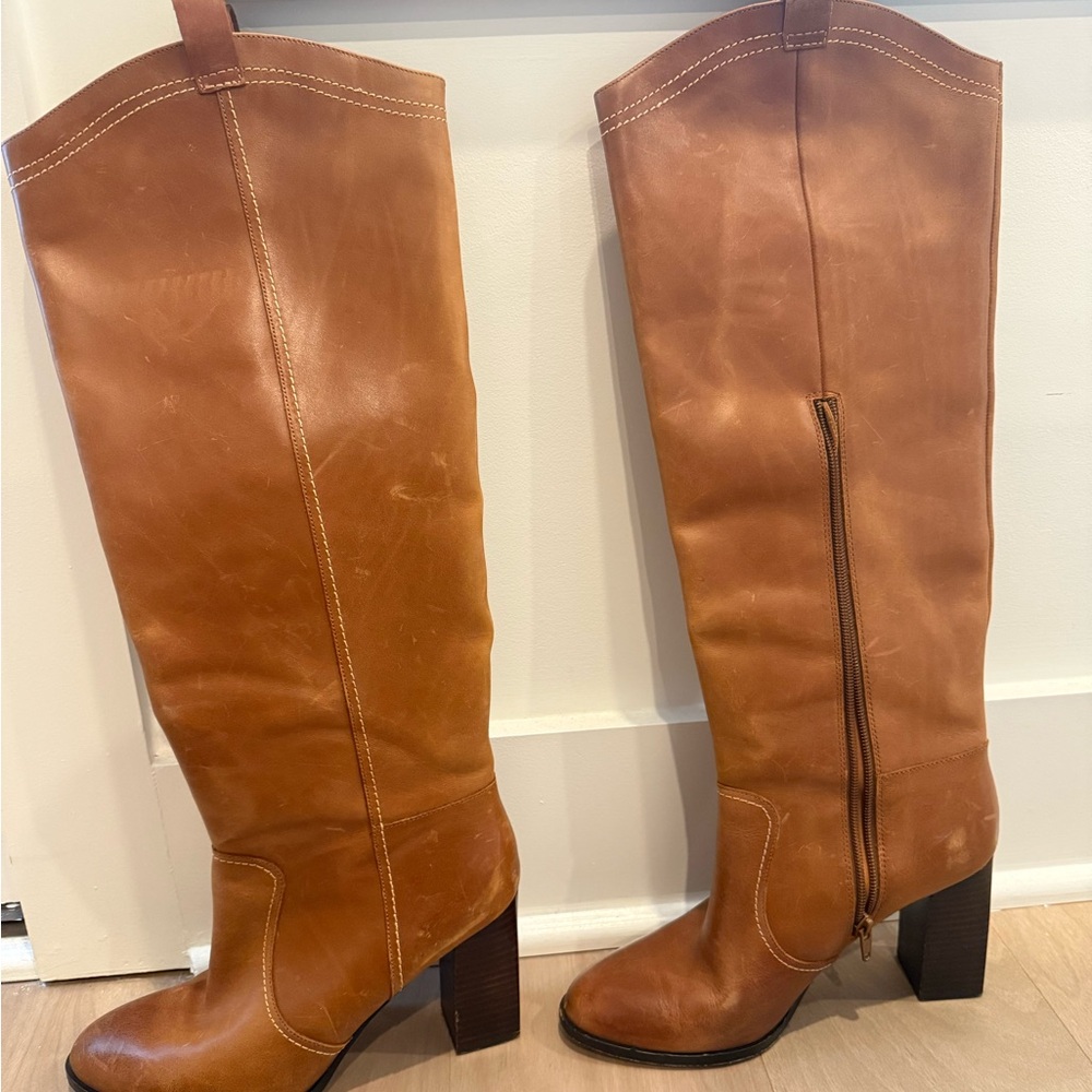 Deltan Tan Leather Heeled Boots